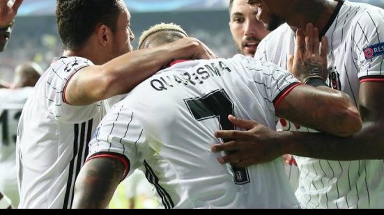 Imagem Talisca segue evoluindo após fratura no pé e espera retornar aos gramados nas próximas semana