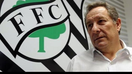 Imagem Presidente do Figueirense pede cancelamento da última rodada do Brasileirão
