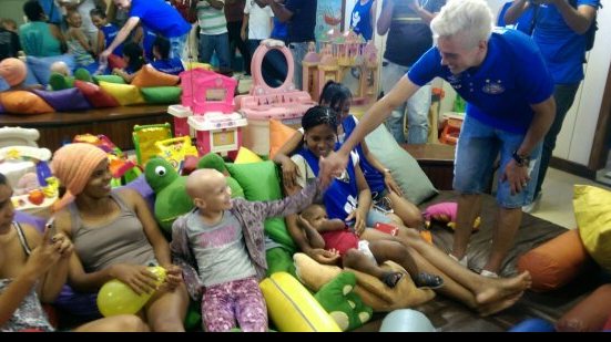 Imagem Meia do Bahia visita GACC antes das férias