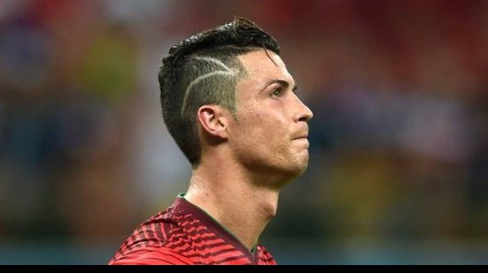 Imagem Cristiano Ronaldo já foi comunicado sobre prêmio da Bola de Ouro, afirma jornal
