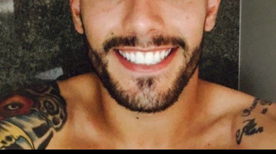 Imagem Alan Ruschel deixa a UTI e irmã afirma que jogador já está caminhando