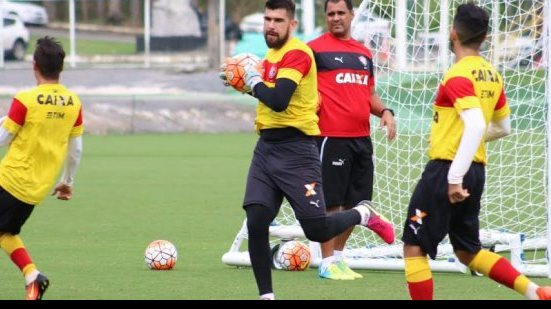 Imagem Vitória finaliza preparação para enfrentar o Palmeiras e divulga lista de relacionados