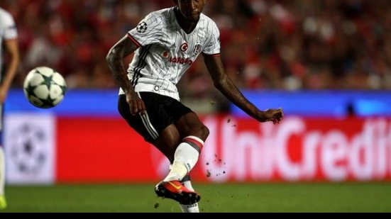 Imagem Recuperado de lesão antes do previsto, Talisca volta a ser opção no Besiktas