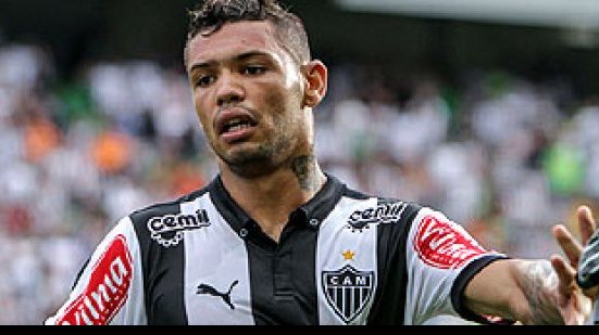 Imagem Novo técnico do Atlético-MG barra empréstimo de atacante ao Vitória