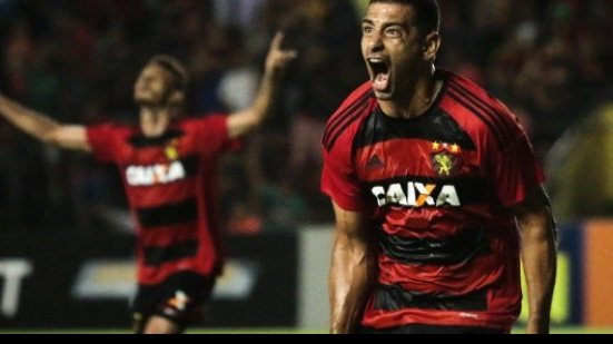 Imagem Presidente do Sport anuncia renovação com Diego Souza