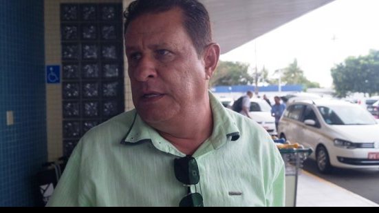 Imagem  Técnico do Fluminense espera time brigando com dupla BaVi