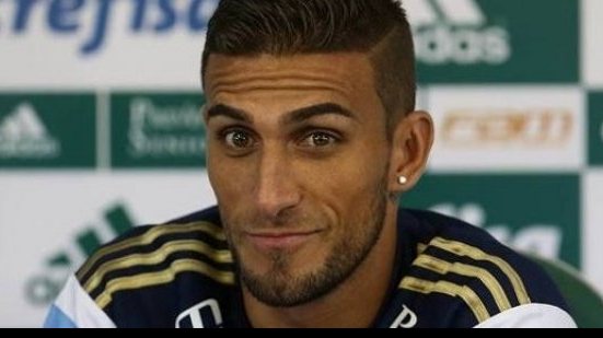 Imagem Palmeiras quer emprestar atacante a clube nordestino, mas jogador se recusa