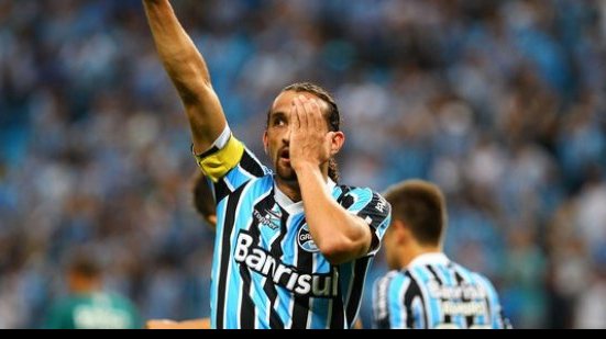 Imagem Santos pode fechar com Barcos