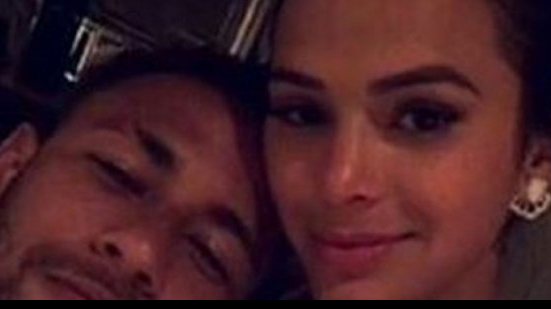 Imagem Após pedido de Bruna Marquezine, Neymar abre mão de farras