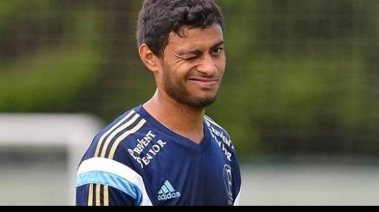 Imagem  Vitória próximo de anunciar contratação de Cleiton Xavier