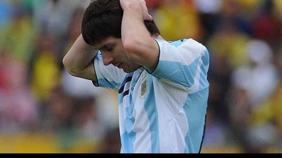 Imagem Vandalismo: estátua do Messi é decapitada 
