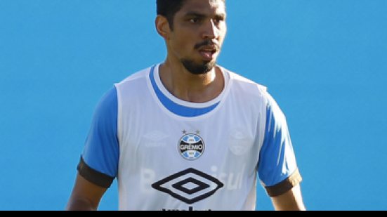 Imagem Zagueiro revelado pelo Vitória é emprestado ao futebol turco