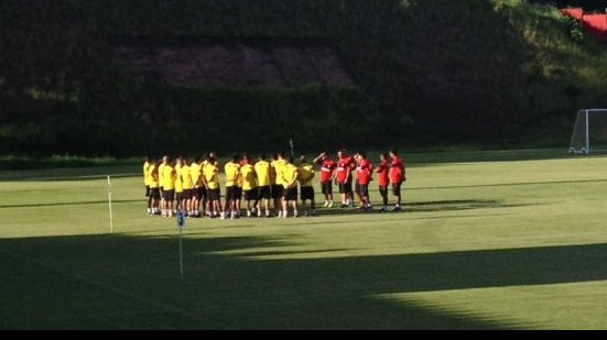 Imagem Vitória faz primeiro treino com bola antes de iniciar concentração
