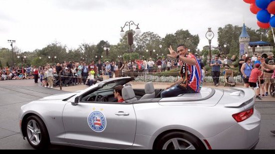 Imagem Após possível provocação de Abel Braga, vice-presidente do Bahia responde