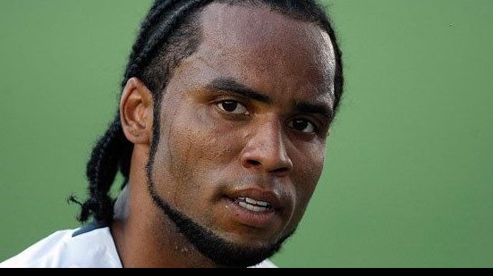 Imagem Meia ex-Bahia acerta com clube rubro-negro