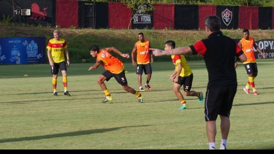 Imagem FBF divulga arbitragem para amistoso Vitória x Atlântico
