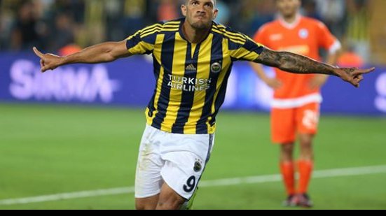 Imagem Destaque na Turquia, ex-atacante do Bahia sonha em defender seleção do país