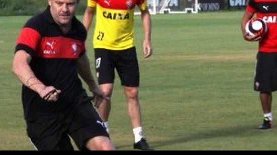 Imagem Argel elogia contratação de Paulinho e destaca montagem do elenco