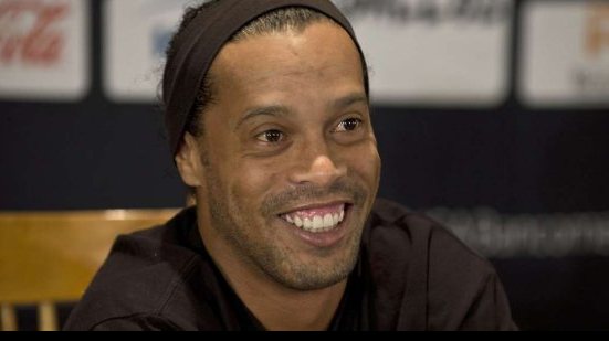 Imagem Nacional, do Uruguai, desiste de Ronaldinho Gaúcho e Coritiba fica mais perto
