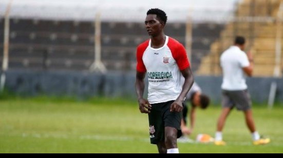 Imagem Jogador do Paulista de Jundiaí é denunciado por suposto "gato" no elenco da Copa SP