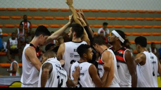 Imagem Universo/Vitória perde para o Mogi das Cruzes/Helbor e segue na disputa no NBB