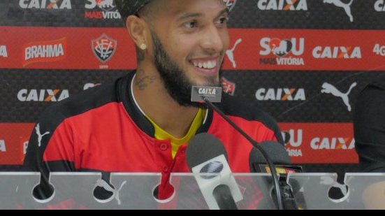 Imagem Paulinho é apresentado e se coloca à disposição para enfrentar o Sergipe