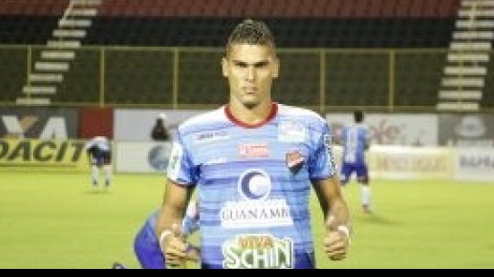 Imagem Destaque em 2016, atacante volta ao Flamengo de Guanambi para disputa do Baianão