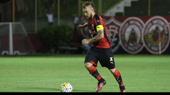 Imagem Willian Farias analisa títulos com cuidado: “Se a gente vai conquistar, não posso falar&quot;