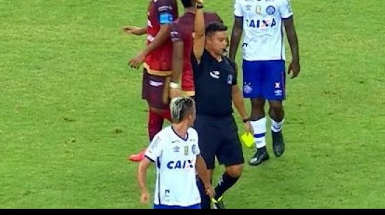 Imagem Expulso, volante desfalca o Bahia na próxima rodada do Nordestão