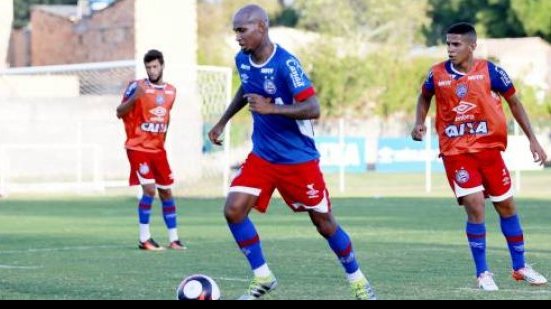 Imagem Guto confirma rodízio e testa Bahia com mudanças para duelo com o Jacuipense