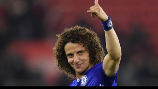 Imagem David Luiz completa 100 jogos no Campeonato Inglês