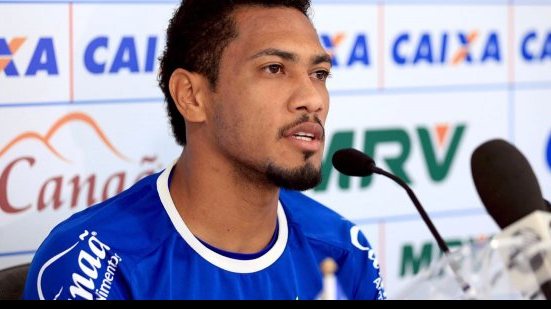 Imagem Hernane comemora gol marcado e atuação contra o Moto Club