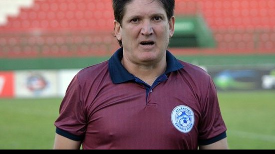 Imagem Roberto Gaúcho estreia com derrota no Atlântico