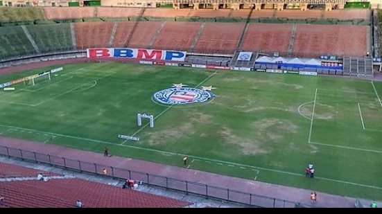 Imagem Após Eliel Martins, Pituaçu também apresenta problemas no gramado