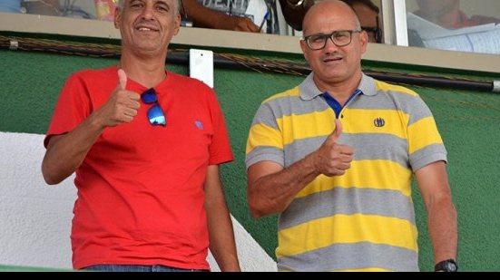 Imagem Treinadores do Bahia de Feira e Vitória da Conquista acompanham triunfo do Fluminense