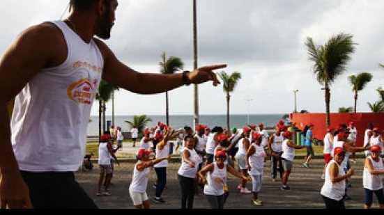 Imagem Últimos dias da sétima edição de projeto que incentiva a prática esportiva na orla de Salvador