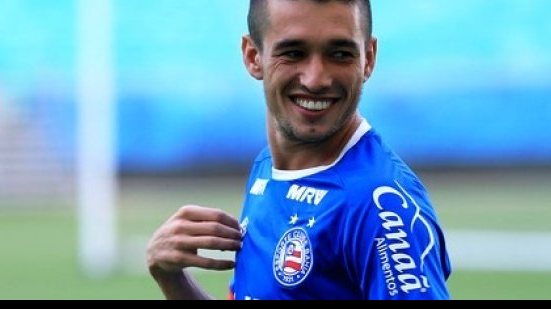 Imagem Internacional volta a demonstrar interesse em volante do Bahia