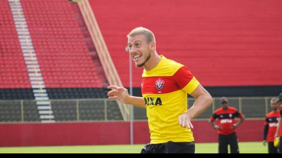 Imagem Uillian Correia comenta mudança de posicionamento que deu certo em goleada