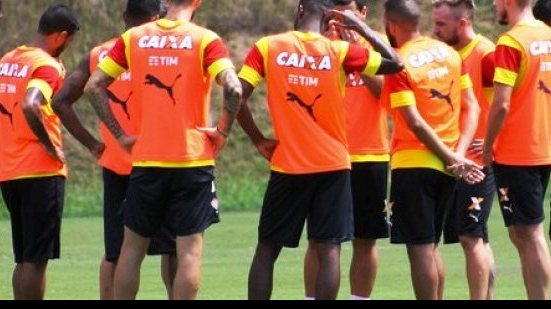 Imagem Vitória encerra preparação para ‘BaVi’ em Feira de Santana