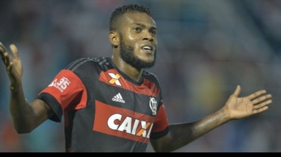 Imagem Cogitado no Vitória, atacante deve fechar com o Internacional