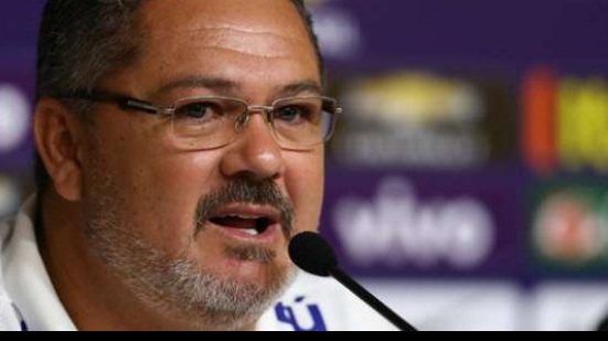 Imagem Magoado com Tite e CBF, Micale desabafa: "A vitória tem muitos pais, mas a derrota é órfã”