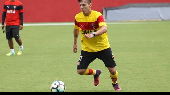 Imagem Euller pede atenção ao Vitória contra o lanterna Galícia