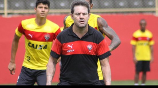 Imagem  Com retorno de Gabriel Xavier e sem Dátolo, Vitória divulga relacionados para encarar o Galícia