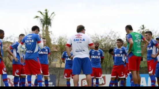 Imagem Com Maikon Leite e Wellington Silva, Guto divulga relacionados do Bahia