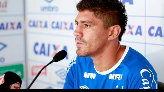 Imagem &quot;Quem jogar comigo, eu vou estar satisfeito&quot;, diz Edson