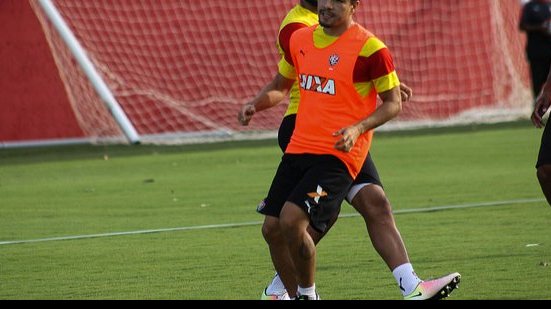 Imagem &#8203;Confiante para temporada, Cárdenas espera conquistar espaço no Vitória