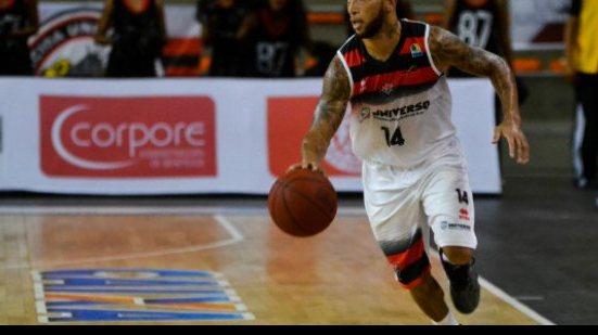 Imagem NBB: Universo/Vitória enfrenta o Bauru nesta terça