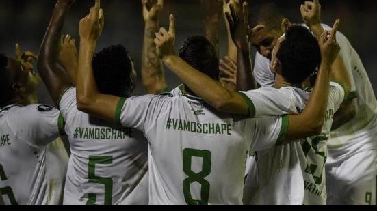 Imagem Chapecoense vence em estreia na Libertadores 