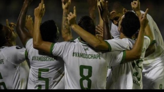 Imagem Chapecopense disputa jogo histórico pela Libertadores