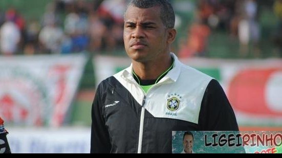 Imagem Reinaldo Santana será o árbitro de Vitória x Jacuipense
